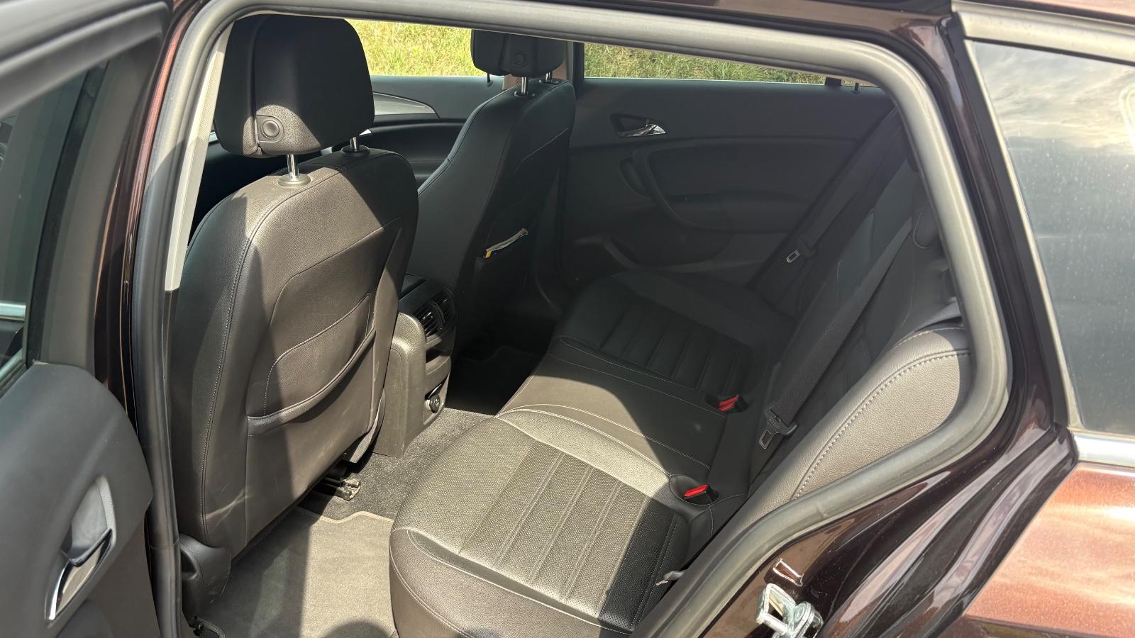 Opel Insignia A Sports Tourer Edition Bose AHK Xenon
