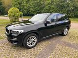 BMW X3 xDrive20i - BMW X3 Gebrauchtwagen in Hamburg