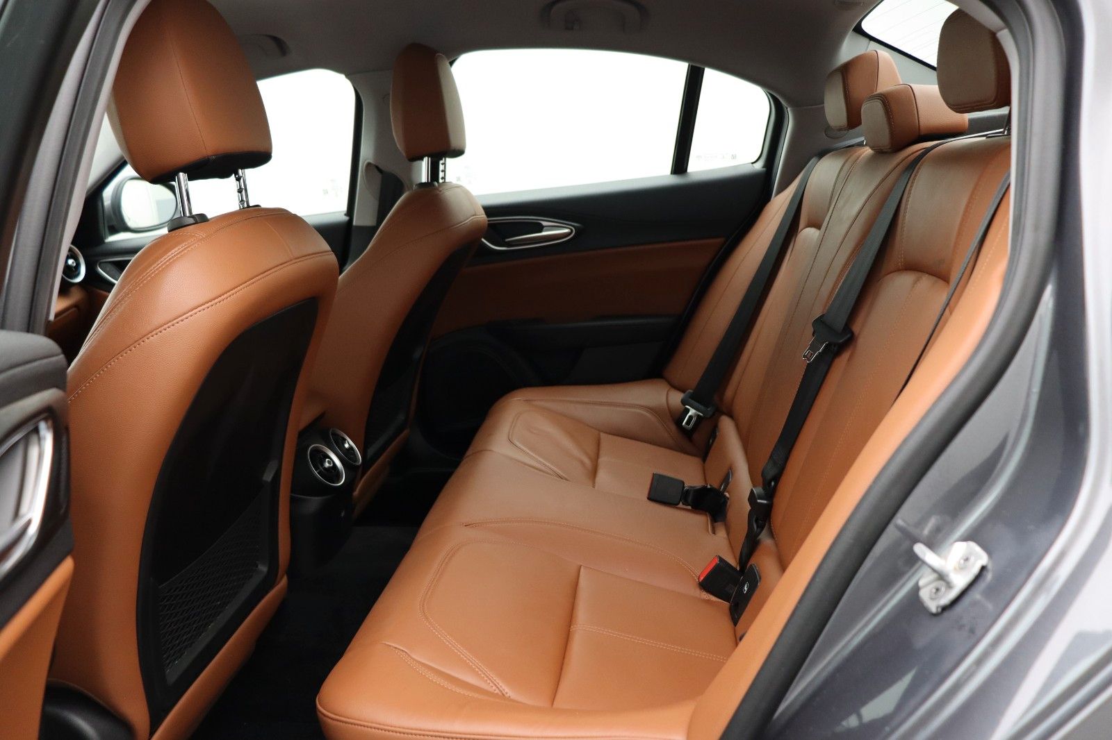 Fahrzeugabbildung Alfa Romeo Giulia 2.2 Super