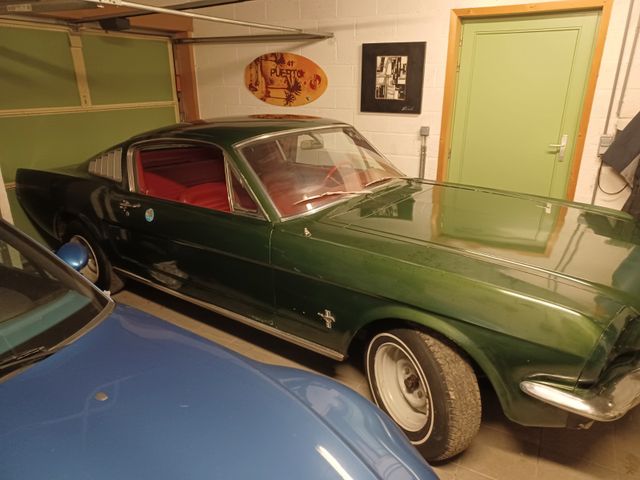 Ford Mustang Fastback Manual 1965