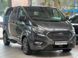 Ford Tourneo Custom 320 L1 Titanium 9SITZE CAM LEDER - gebrauchte Ford Tourneo Custom aus dem Jahr 2022
