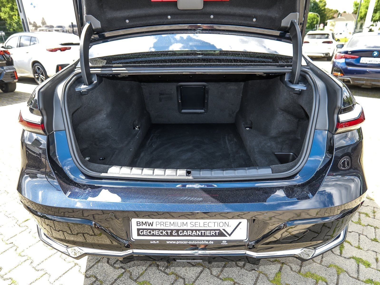 BMW 740 - Bild 25