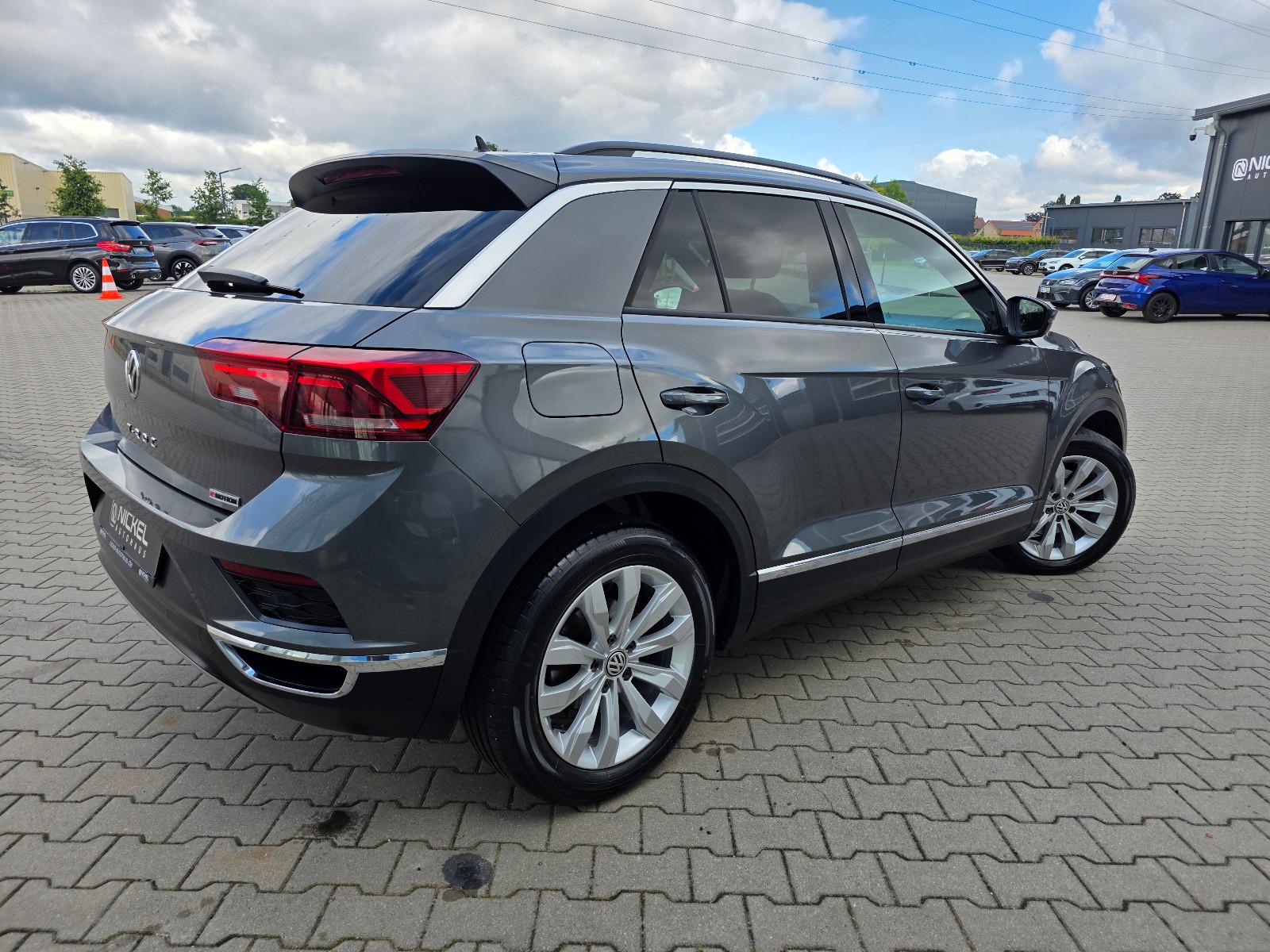 Volkswagen T-Roc Sport 4Motion*Kamera*LED*AHK*Navi*ACC*2.Hd