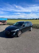 Ford Focus Turnier Titanium seiten Schaden - Ford Focus: Seite