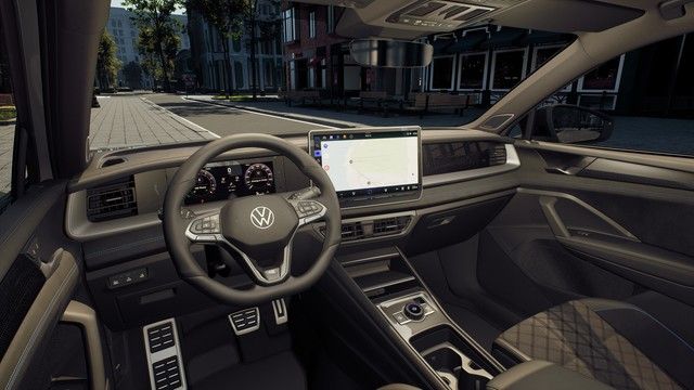 Volkswagen Tayron "R-LINE" 1,5 l eHybrid 6-Gang DSG imagem 3
