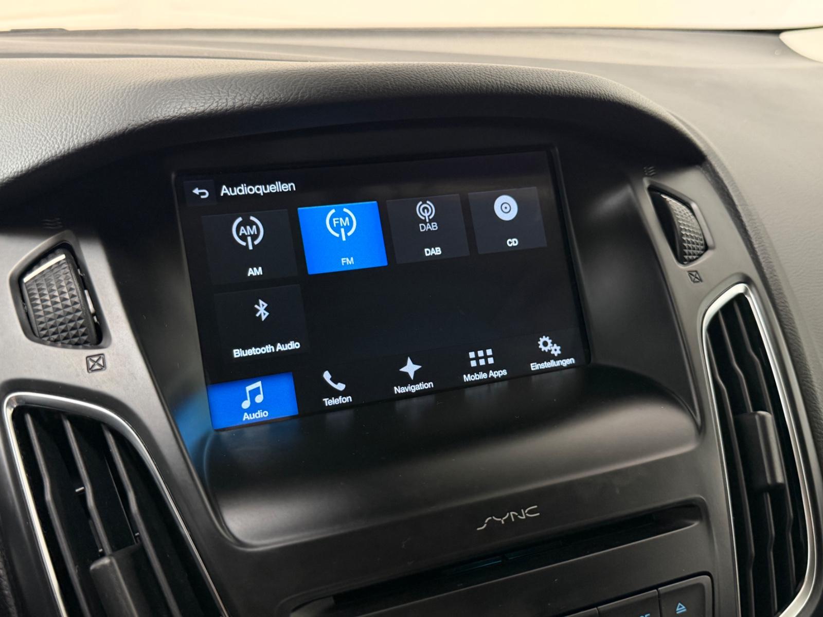 Ford Focus Turnier Business*2.hd*Autom.*Carplay*Navi