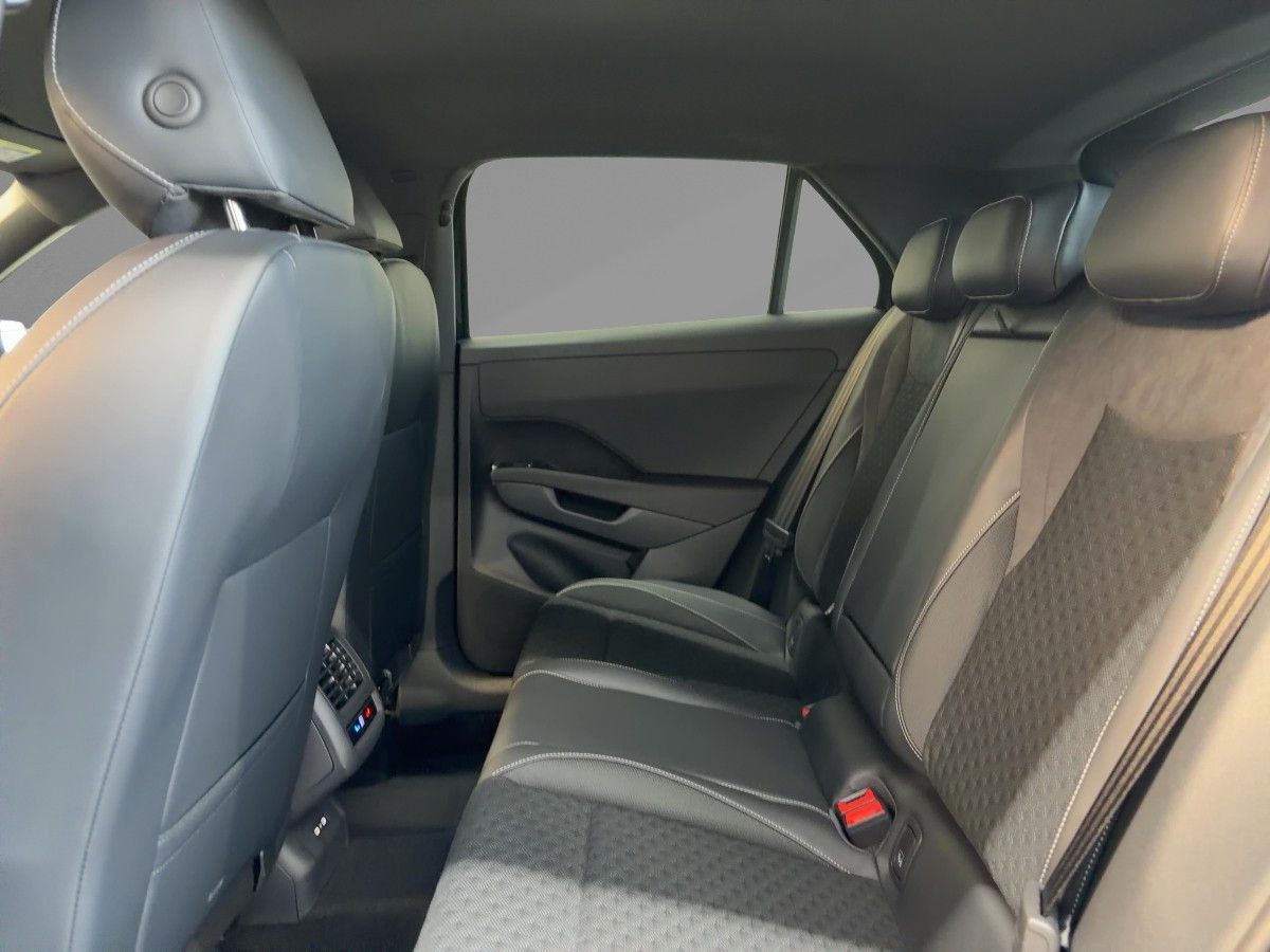 Volkswagen T-Roc - Bild 9