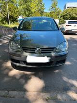 Volkswagen Volkes Wagen Golf 5 - Volkswagen Golf aus 2004: Golf5