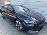 Skoda Superb Kombi Sportline 2.0 TSI DSG 4x4 *HUD*AHK* - Skoda Superb: Sport