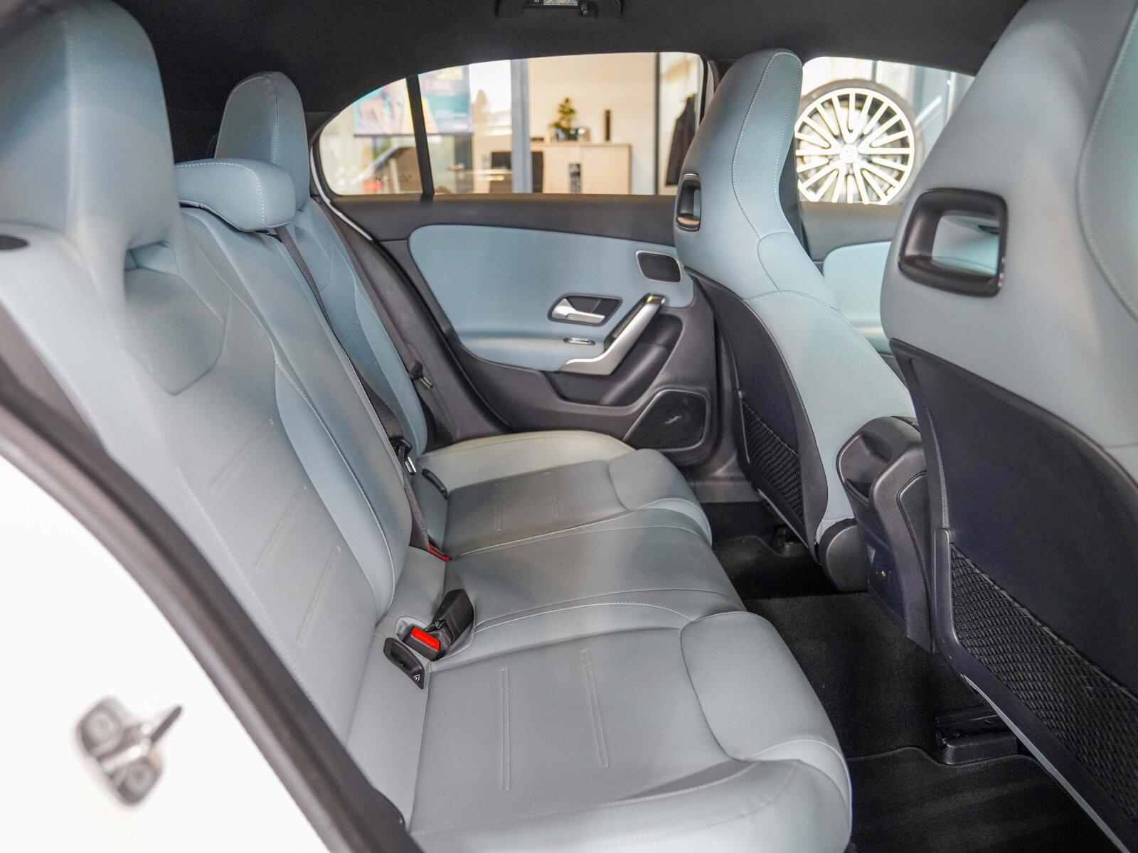 Mercedes-Benz A-Class d AMG Line 360° DISTRO Burmester Standhzg, миниатюра 7
