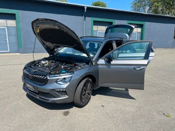 Skoda Kamiq Tour 1,5 TSI AHZV NAVI LED PDC Kamera