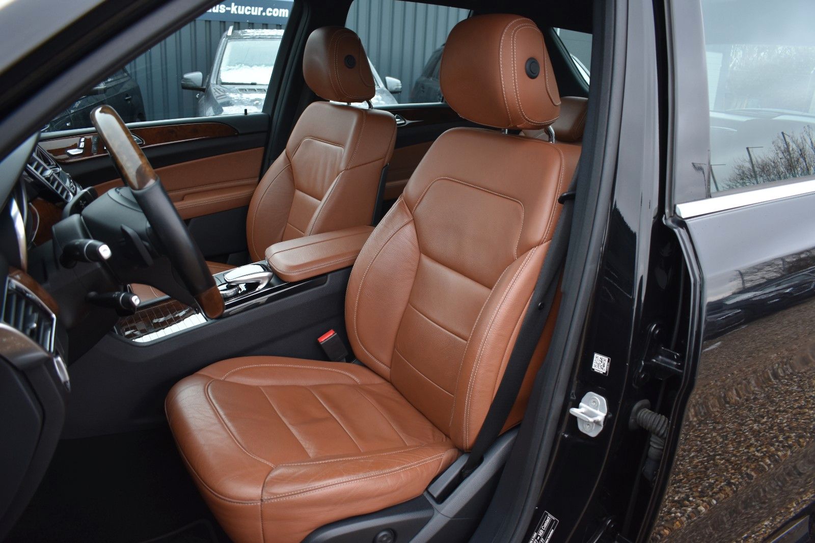 Fahrzeugabbildung Mercedes-Benz GLE 350 d 4Matic AMG line