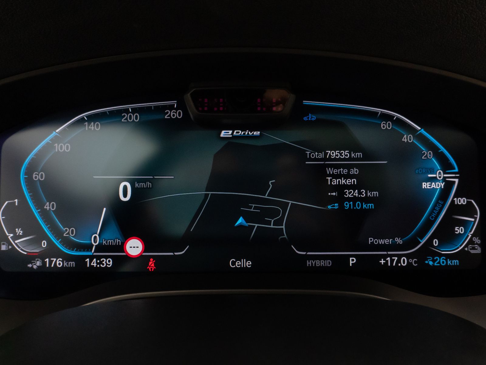 Fahrzeugabbildung BMW 530e Panorama Kamera DAB HiFi 4xKlima Leder 18Zl