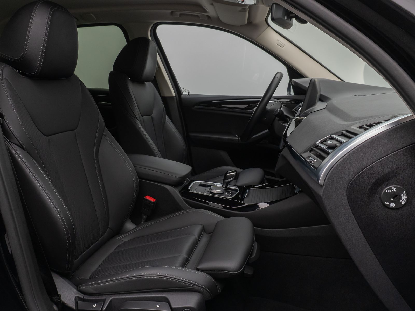 Fahrzeugabbildung BMW X3 xD30i Kamera DAB HiFi WLAN Leder Sport 19Zoll