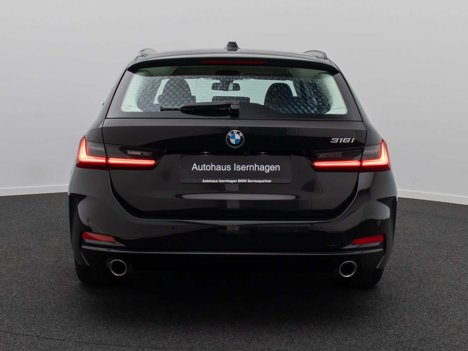Fahrzeugabbildung BMW 318i Widscreen DAB Alarm Kamera CockpitPlus