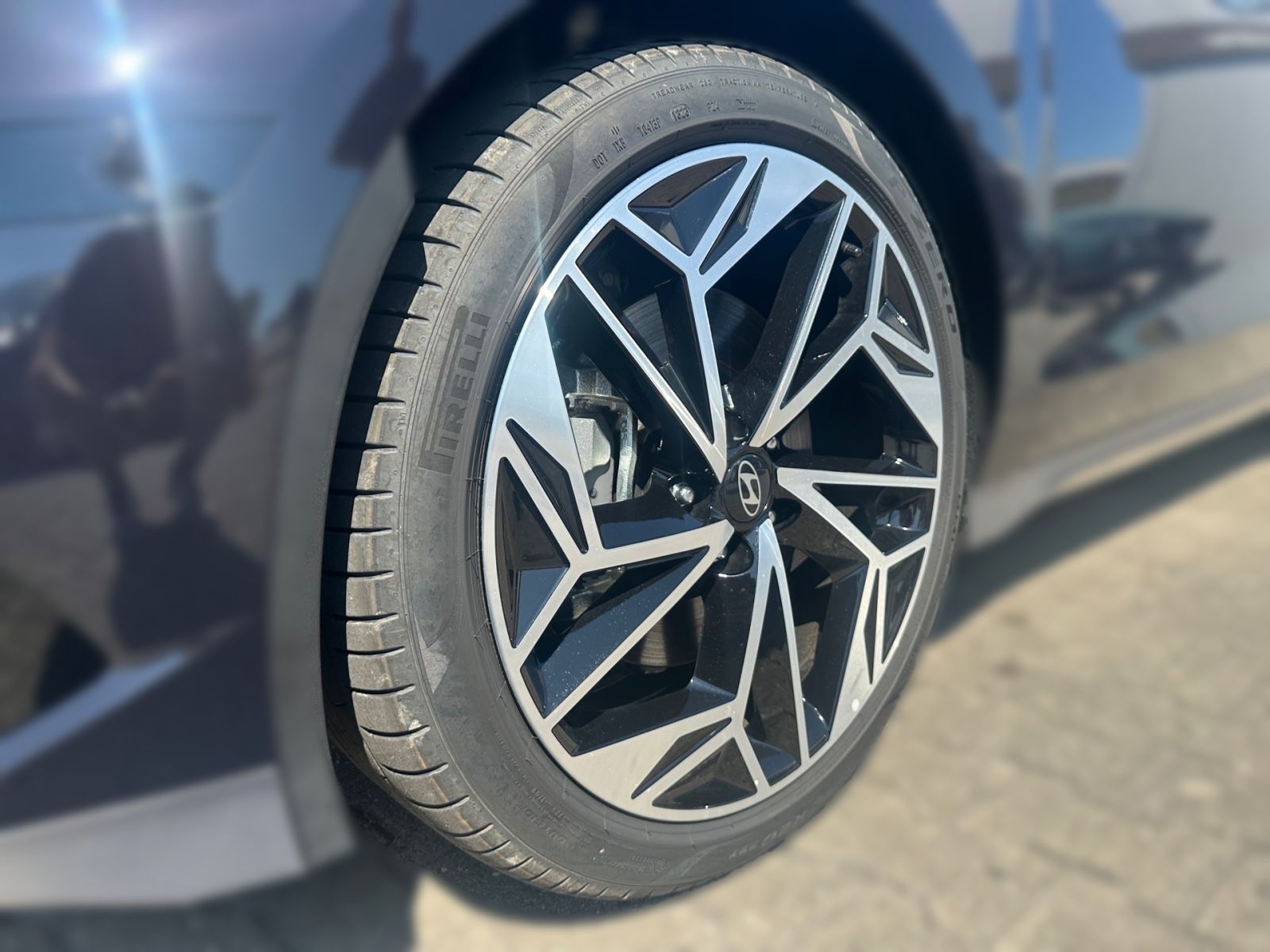 Fahrzeugabbildung Hyundai IONIQ 6 Uniq 77,4 kWh dig.Spiegel 20 Zoll