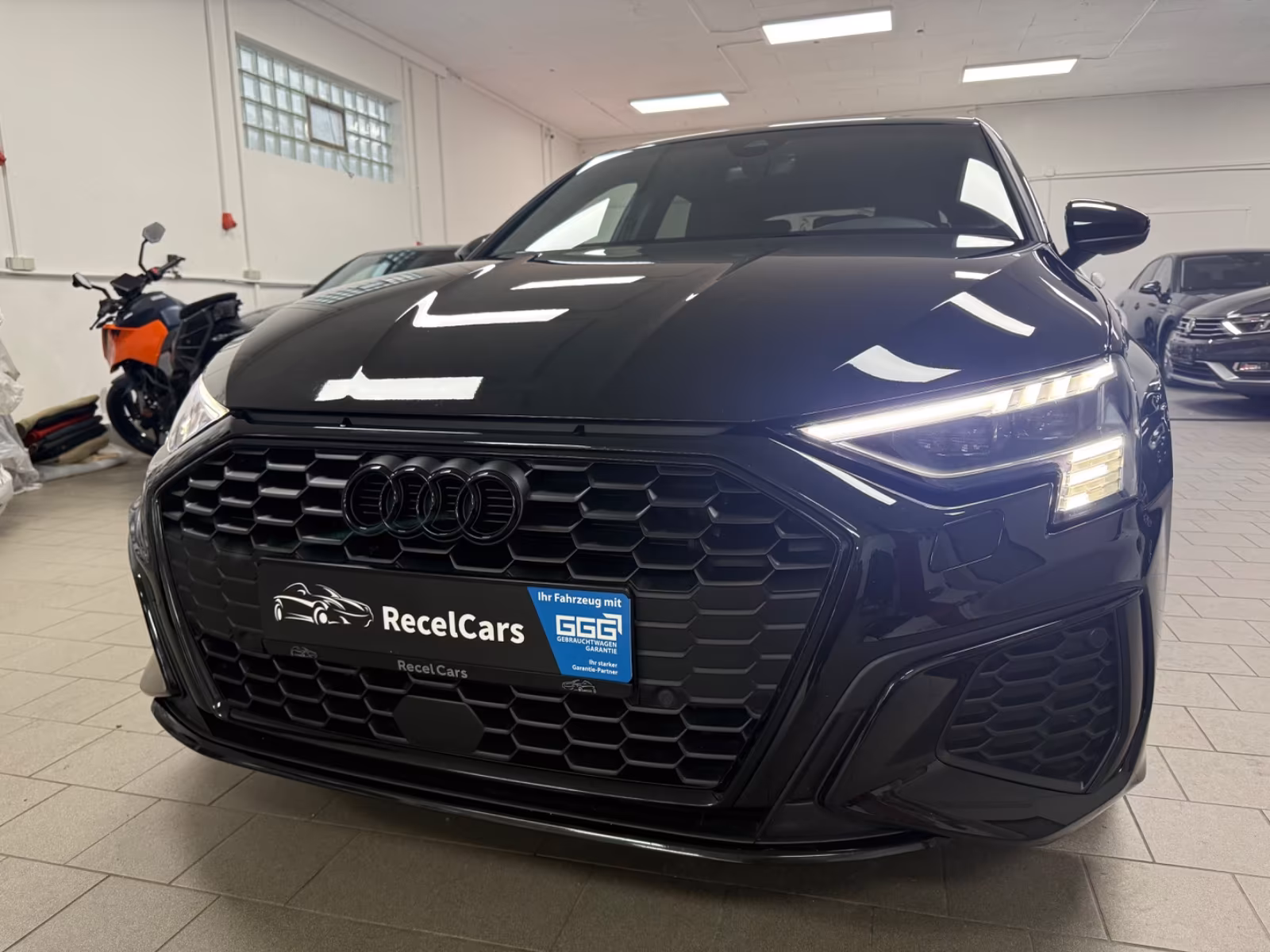 Audi A3 40 TFSI e S line*LEDER*LED*AHK*B&O*VIRTUAL*