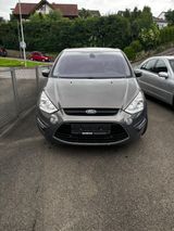 Ford S-Max S-MAX Titanium - Ford S-Max: Kombi
