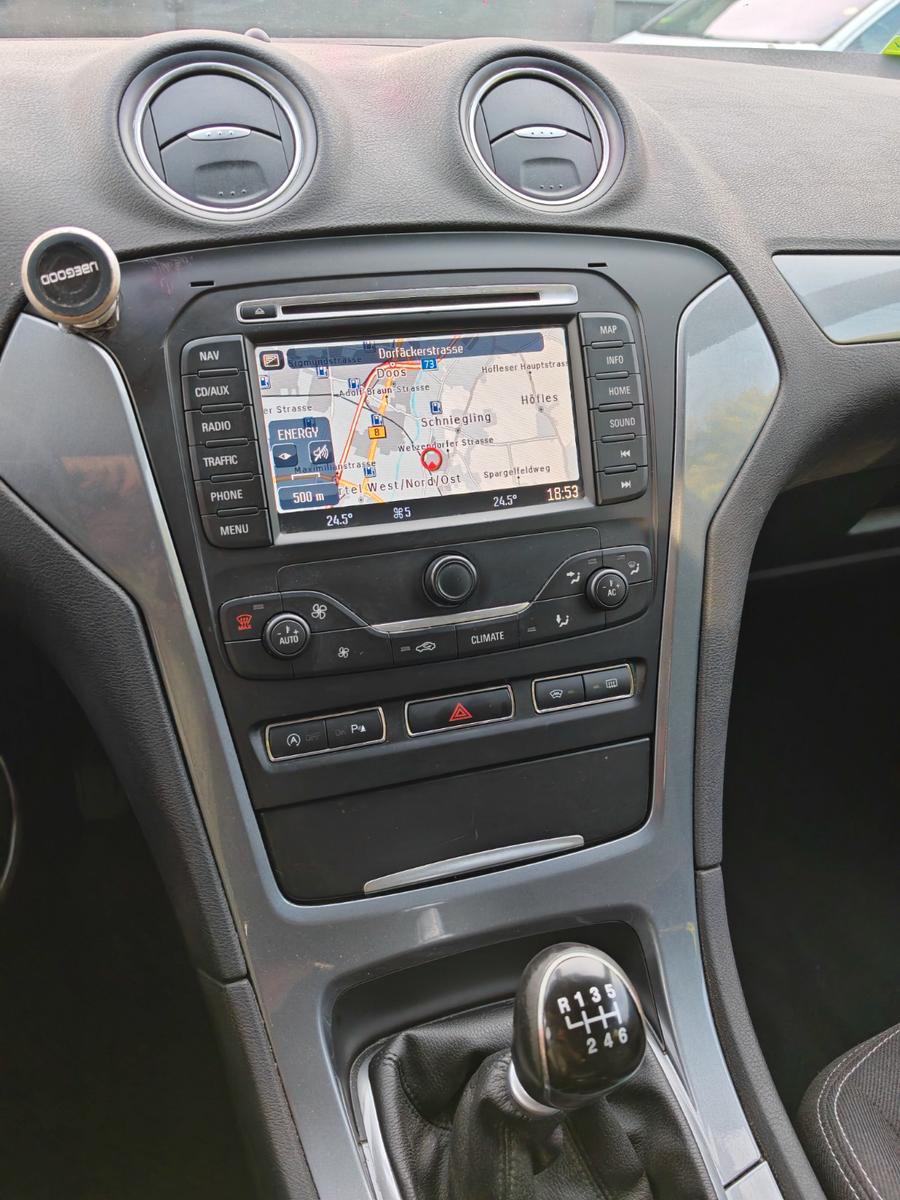 Ford Mondeo 2014 — photo 14