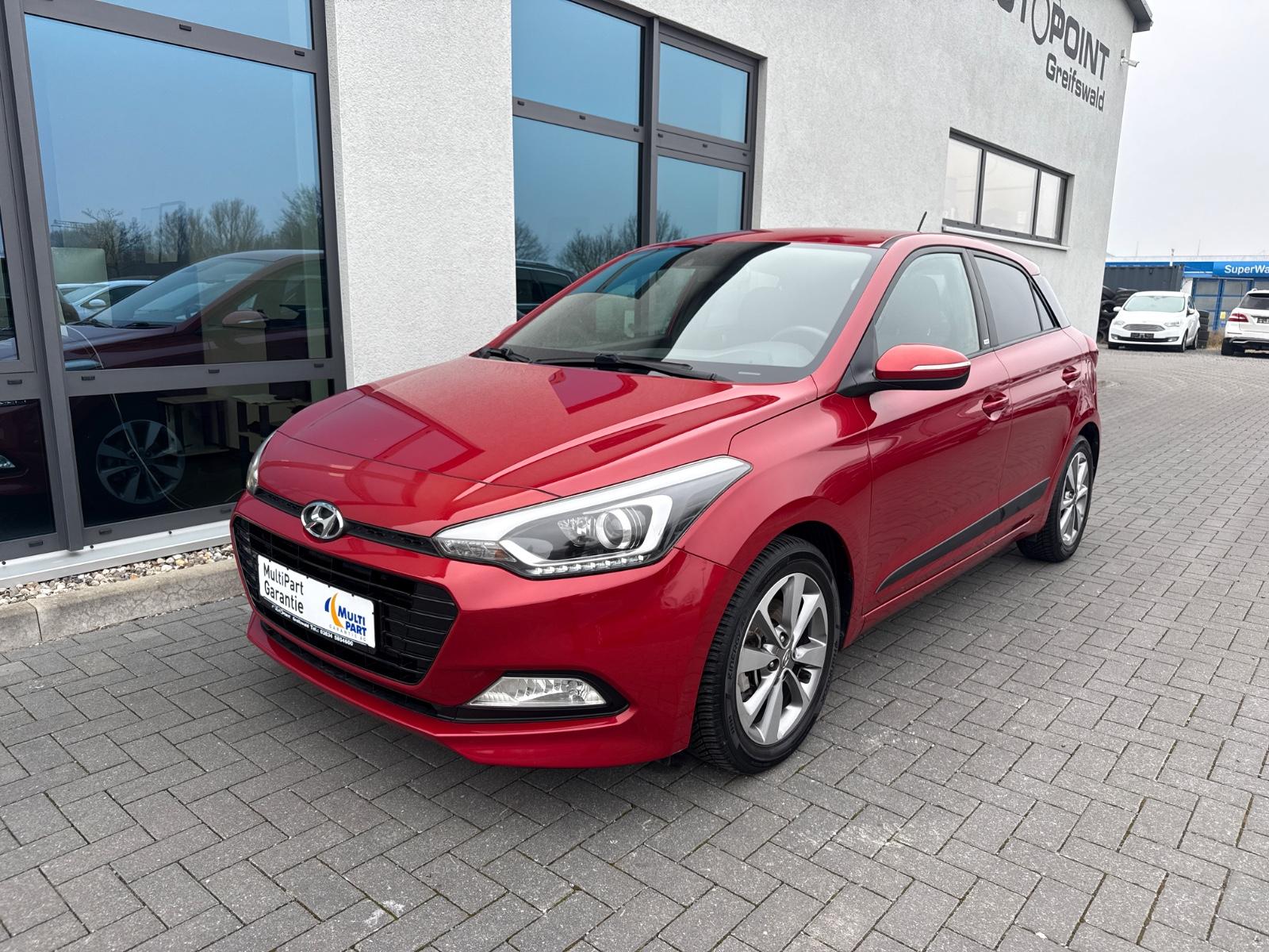 Hyundai i20 blue Passion YES/ LED/ Kamera / Temp./ Navi