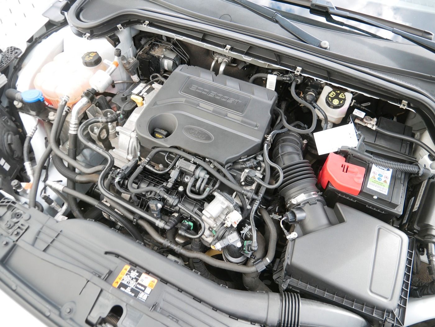 Fahrzeugabbildung Ford Focus 1.0 EcoBoost Active 1.Hand NAVI PDC Klima