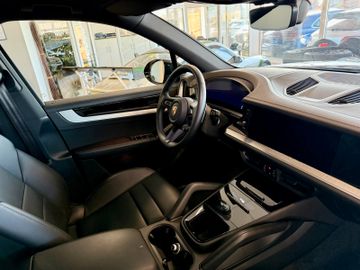 Porsche Cayenne - 12