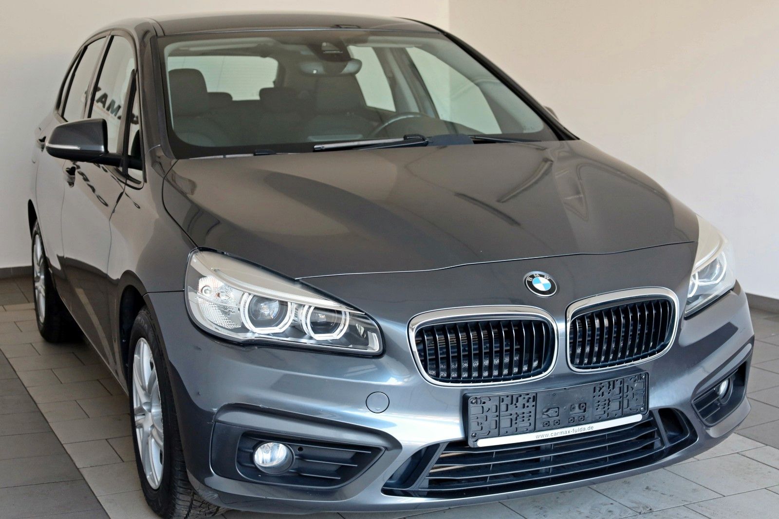 Fahrzeugabbildung BMW 218dA Active Tourer  Navi,LED,SH,PDC,SR+WR
