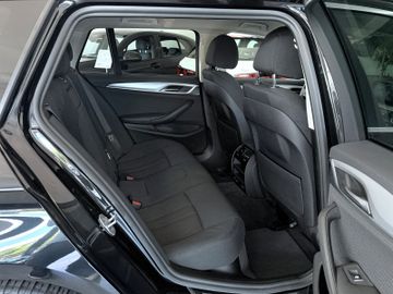 BMW 520 - 12