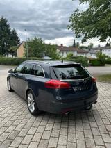 Opel Insignia Sports Tourer (LPG) nachgerüstet - Opel Insignia aus 2009: Sport Tourer
