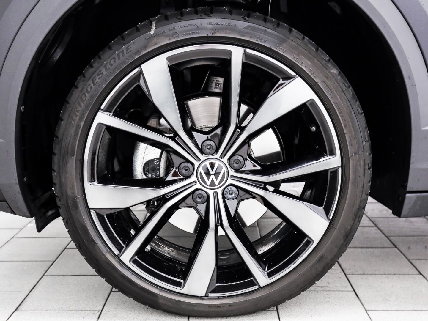 Volkswagen T-Roc Cabrio 1.5 TSI DSG R Line Edition Black Pl foto 4