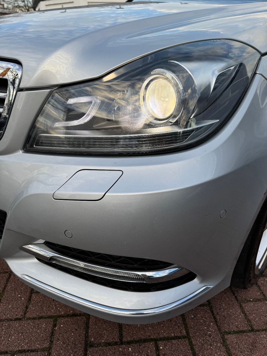 Fahrzeugabbildung Mercedes-Benz C 200 BE 7GT ELEGANCE NAVI ILS AHK SPORT 18 ALU