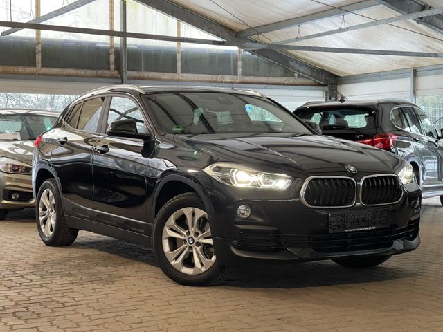 BMW X2 sDrive20 i Advantage/LED/Navi/AHK/Sportsitze