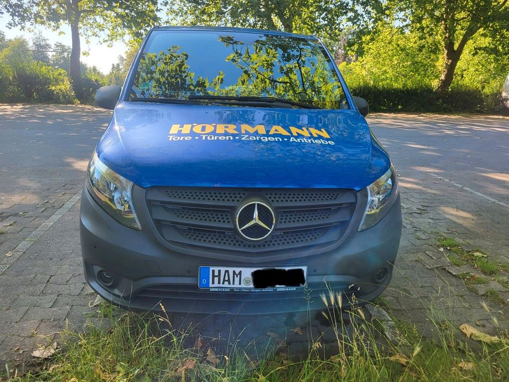 Image of Mercedes-Benz Vito