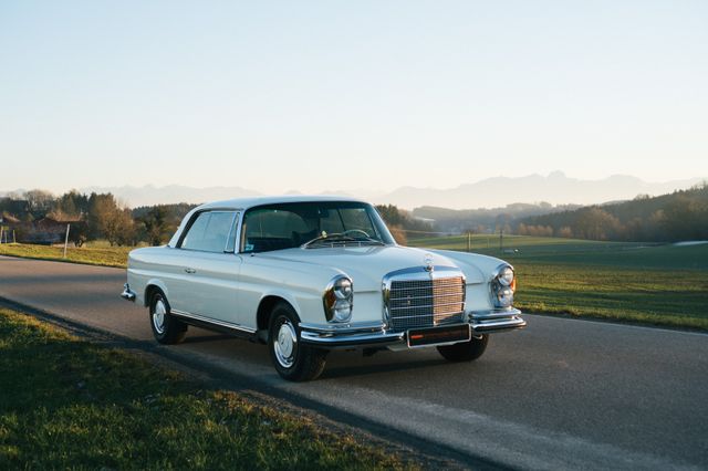 Mercedes-Benz 280 SE 3.5 Coupé *voll-Restauration/BEHR-Klima*