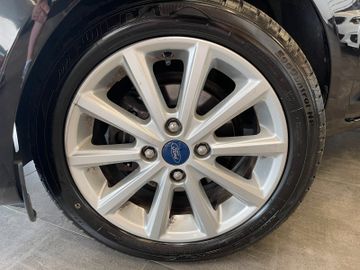 Ford Fiesta Titanium *NAVI*KLIMAAUTOMATIK*SZHZ*