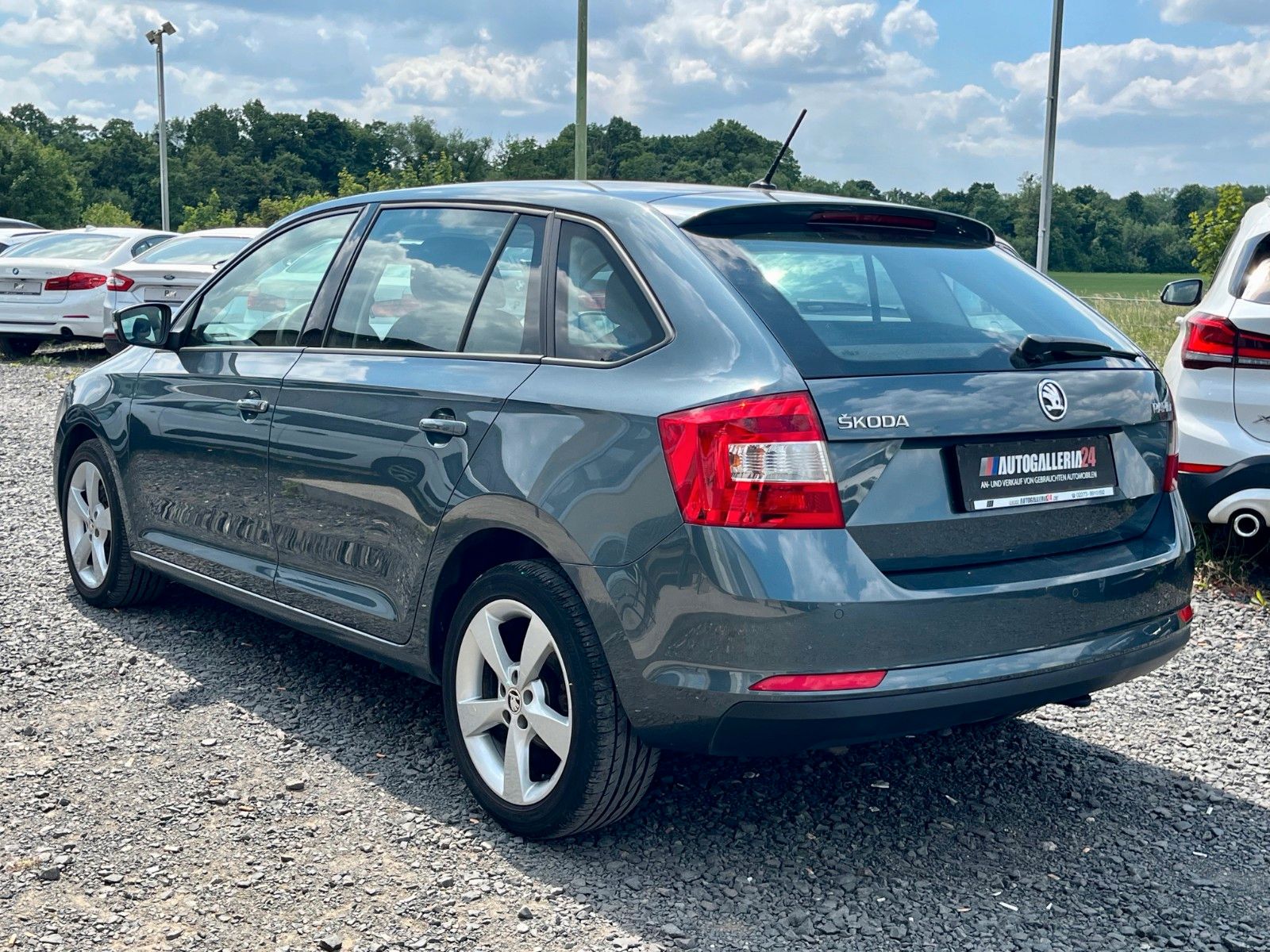 Fahrzeugabbildung SKODA Rapid 1.2 Spaceback Cool Edition Klima PDC 2.HD