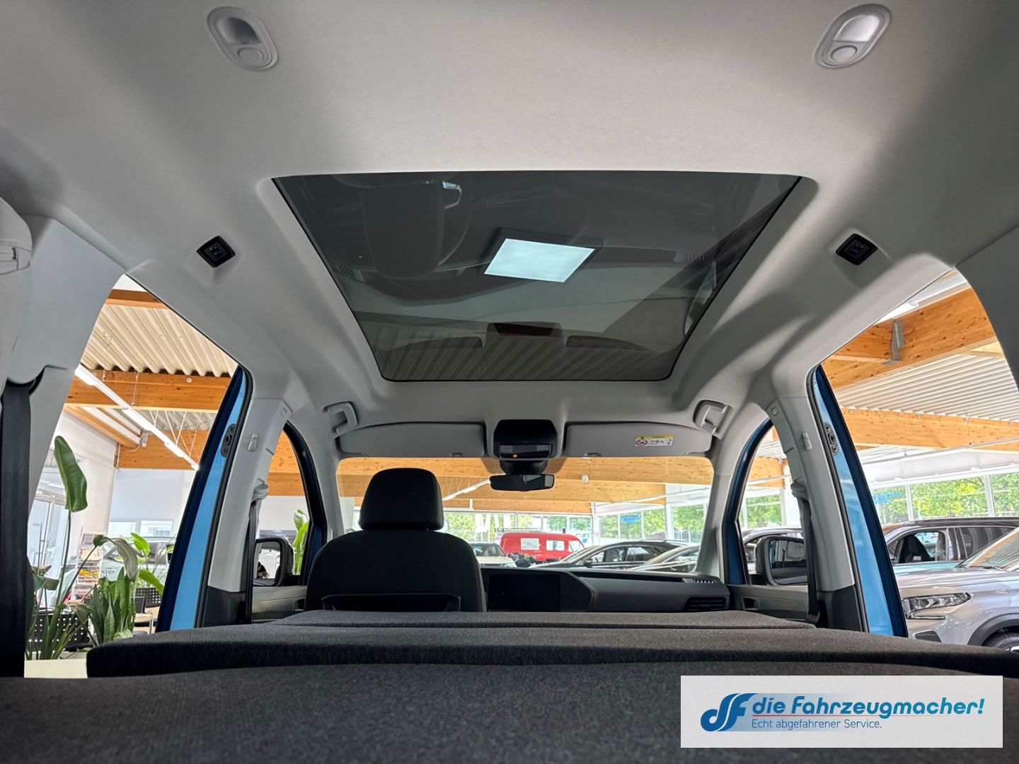 Fahrzeugabbildung Volkswagen Caddy California 2.0 TDI EU6d Panorama Navi LED