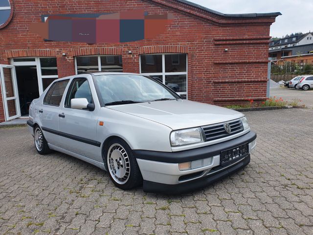 Volkswagen Vento 1.8 CL,Schibedach,Ronal Turbo,Automatik