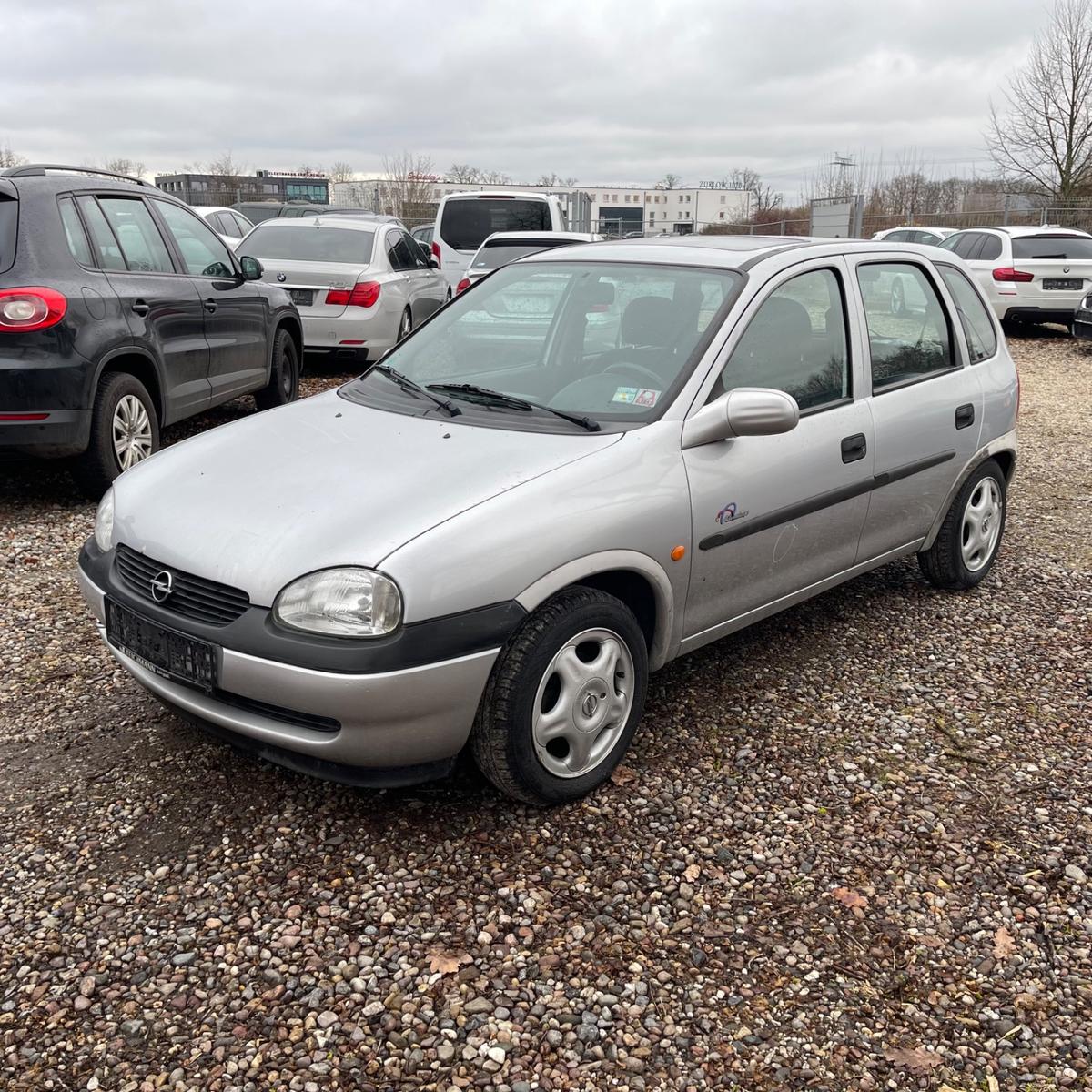 Opel Corsa 1,4"AUTOMATIK"5 TÜRIG"SCHECKHEFT"HU-AU NEU