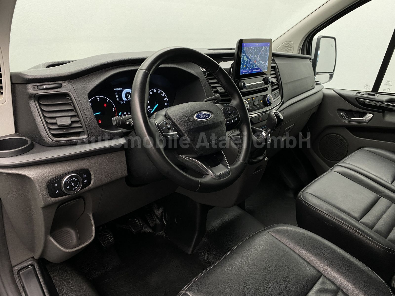 Fahrzeugabbildung Ford Transit Custom *TRAIL* LEDER+AHK+KAMERA 5581