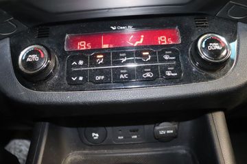 Fotografie des Kia Sportage 2.0 GDI 2WD AT Vision AHK