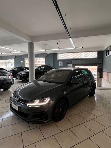 Volkswagen Golf GTI Golf GTI Performance 2.0 245