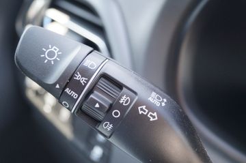 Hyundai i30 cw 1.0T-GDI NAVI-ALU-LED-KAMERA-PDC-TEMPOMAT
