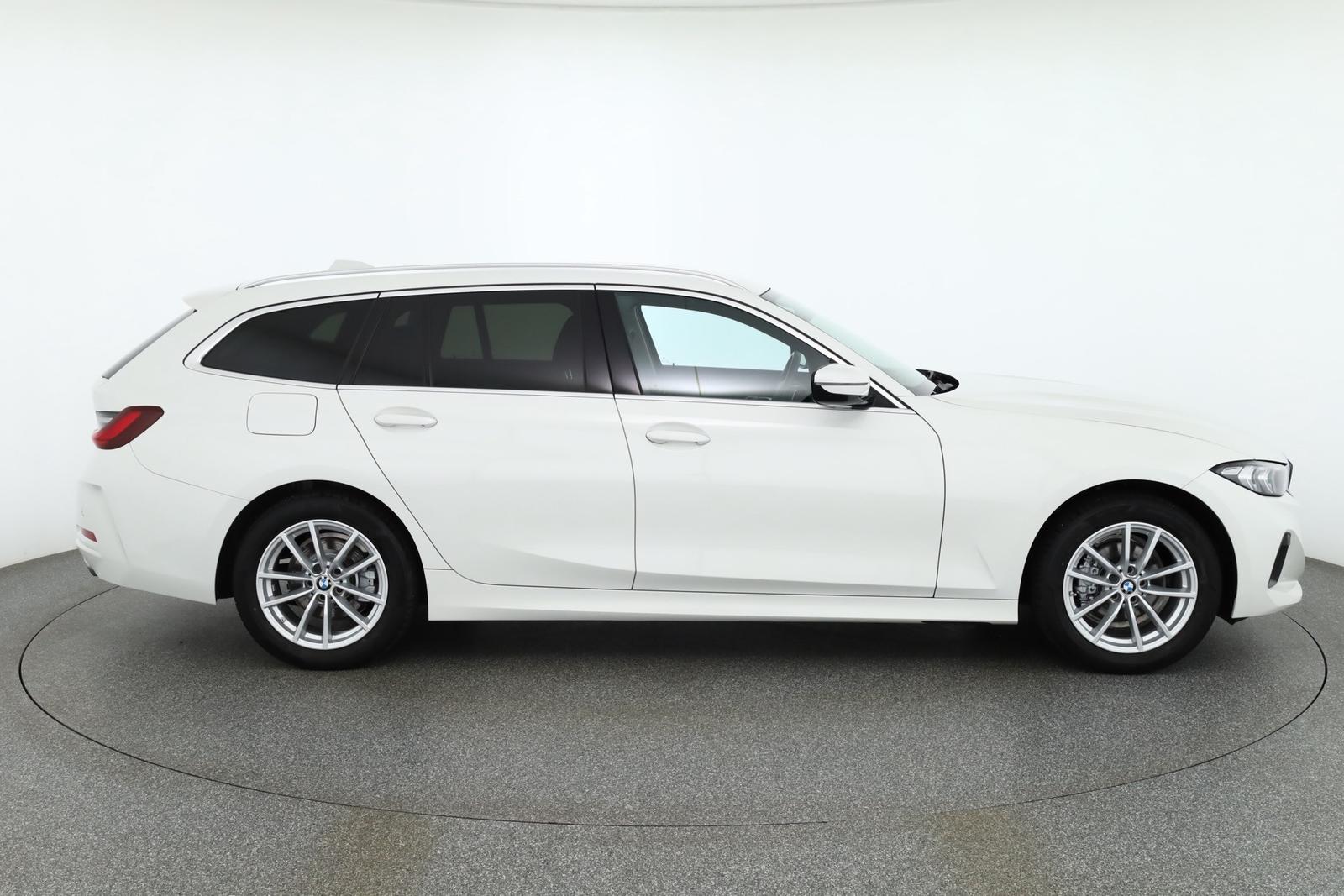 BMW 3 Series i Touring LED Navi Teilleder AHK Totwinkel, миниатюра 6