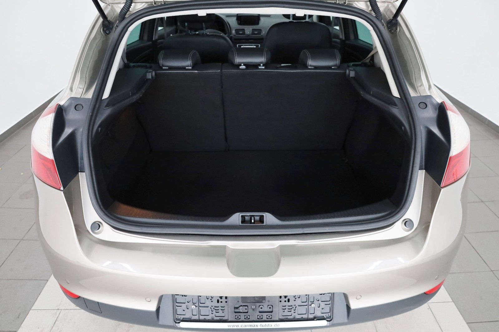 Fahrzeugabbildung Renault Megane III BOSE Edition,Teilleder,Kamera,Navi