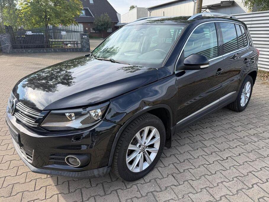 Volkswagen Tiguan 1.4 TSI BMT Sport Navi Alcantara AHK
