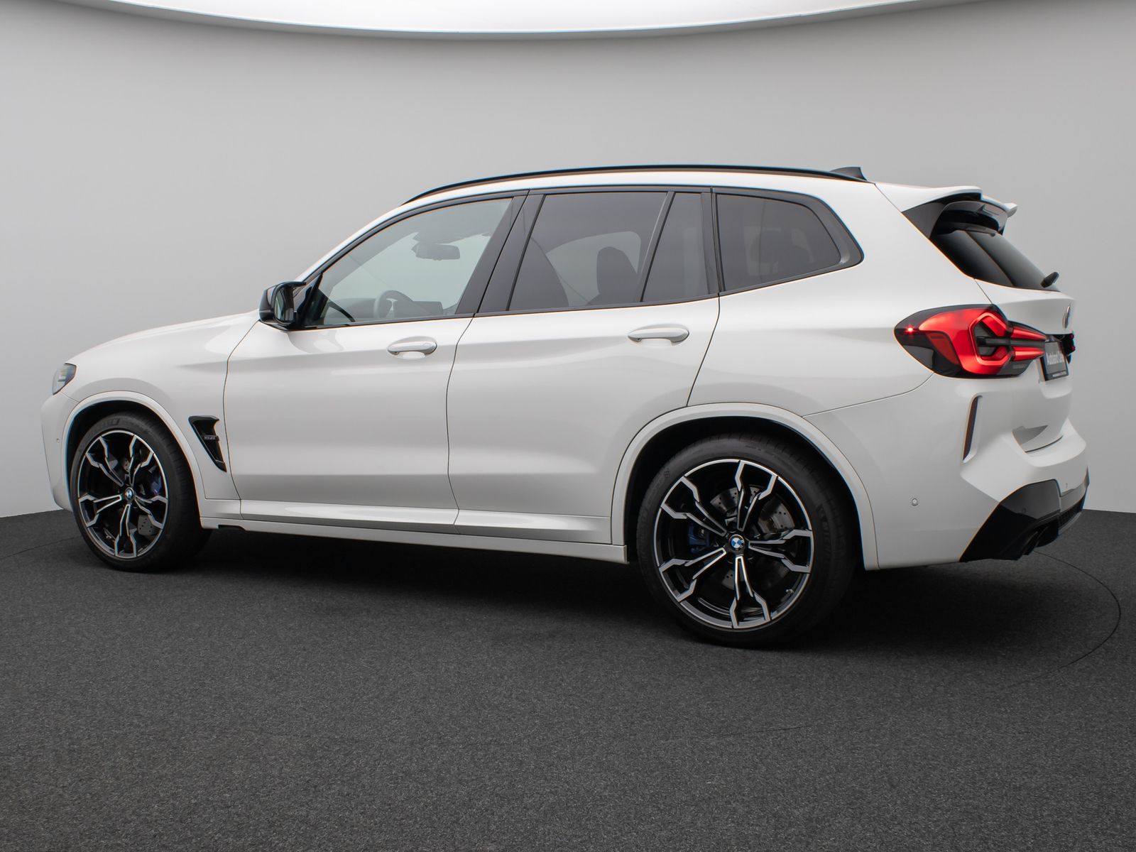 Fahrzeugabbildung BMW X3 M Competition Kamera HUD DAB H/K AHK 21Zoll