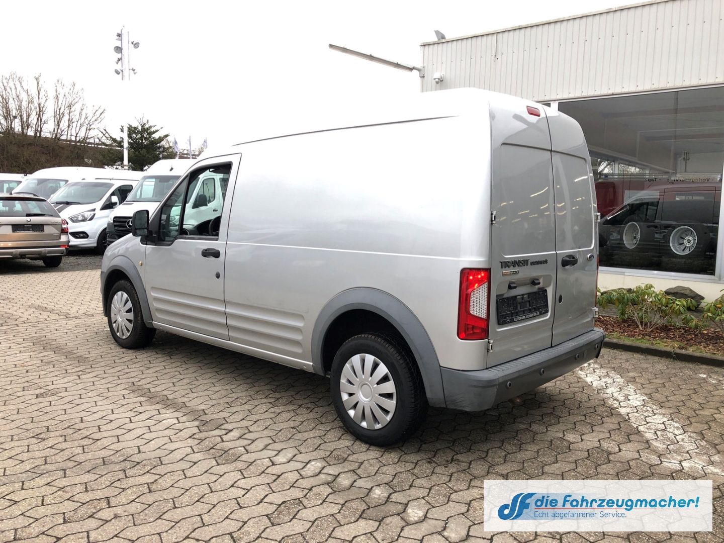 Fahrzeugabbildung Ford Transit Connect Kasten lang 1.8 TDCi DPF PDC Spr