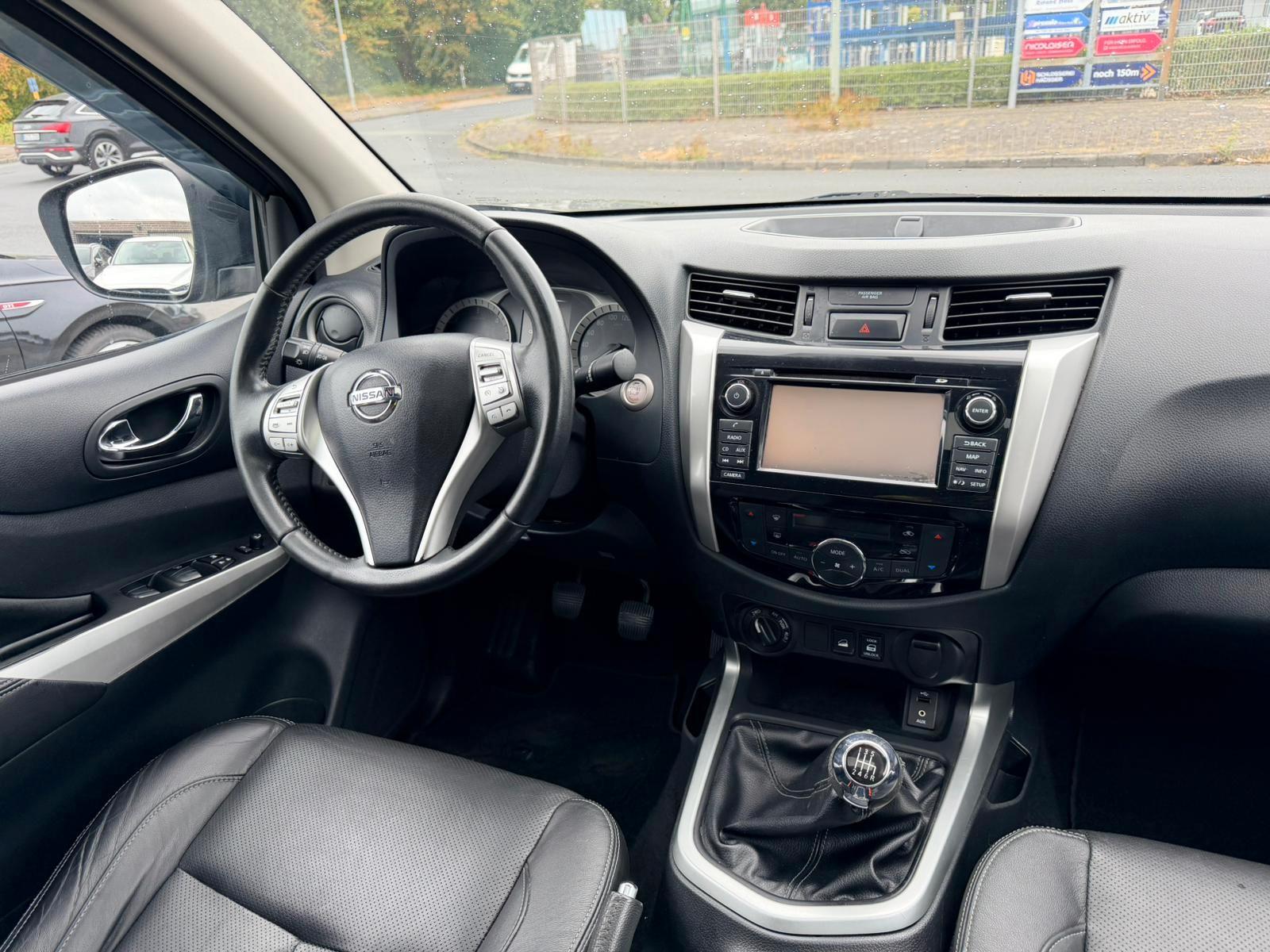 Nissan NP300 Tekna Double Cab4x4/RostFrei/360Kam