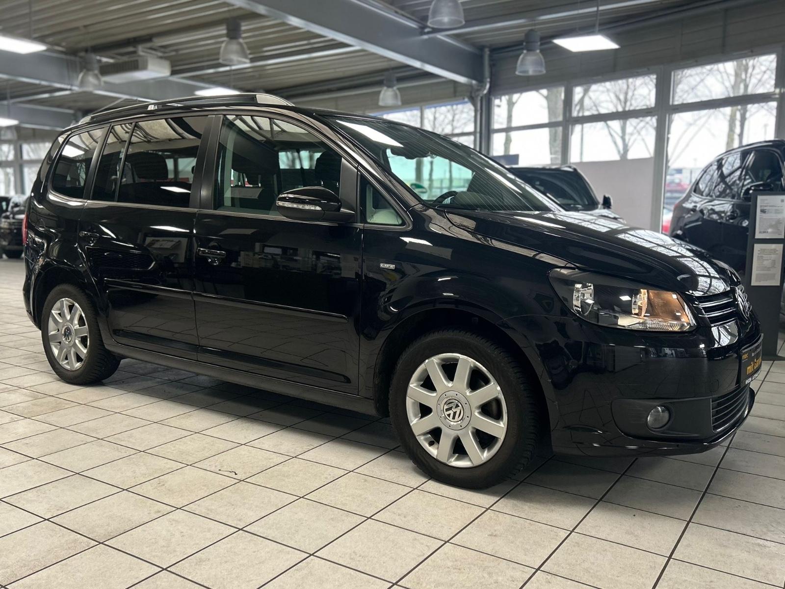 Volkswagen Touran Life*1.HD*NAV*AHK*SHZ*